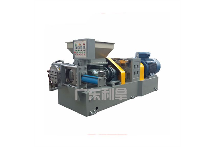 廣東利拿實(shí)業(yè)：創(chuàng)新引領(lǐng)，打造行業(yè)領(lǐng)先的低溫橡膠過濾出片機(jī)、自動(dòng)擠出過濾機(jī)、電線電纜壓出機(jī)